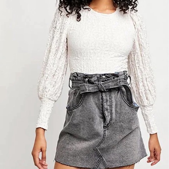 Free People Teatime Top Puff Sleeve Open Back Lace Top Size Small - Picture 10 of 10